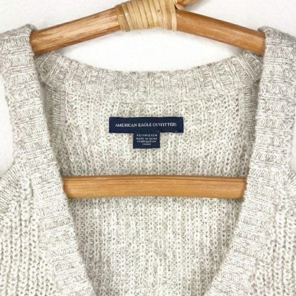 AE cold should sweater - Picture 3 of 4